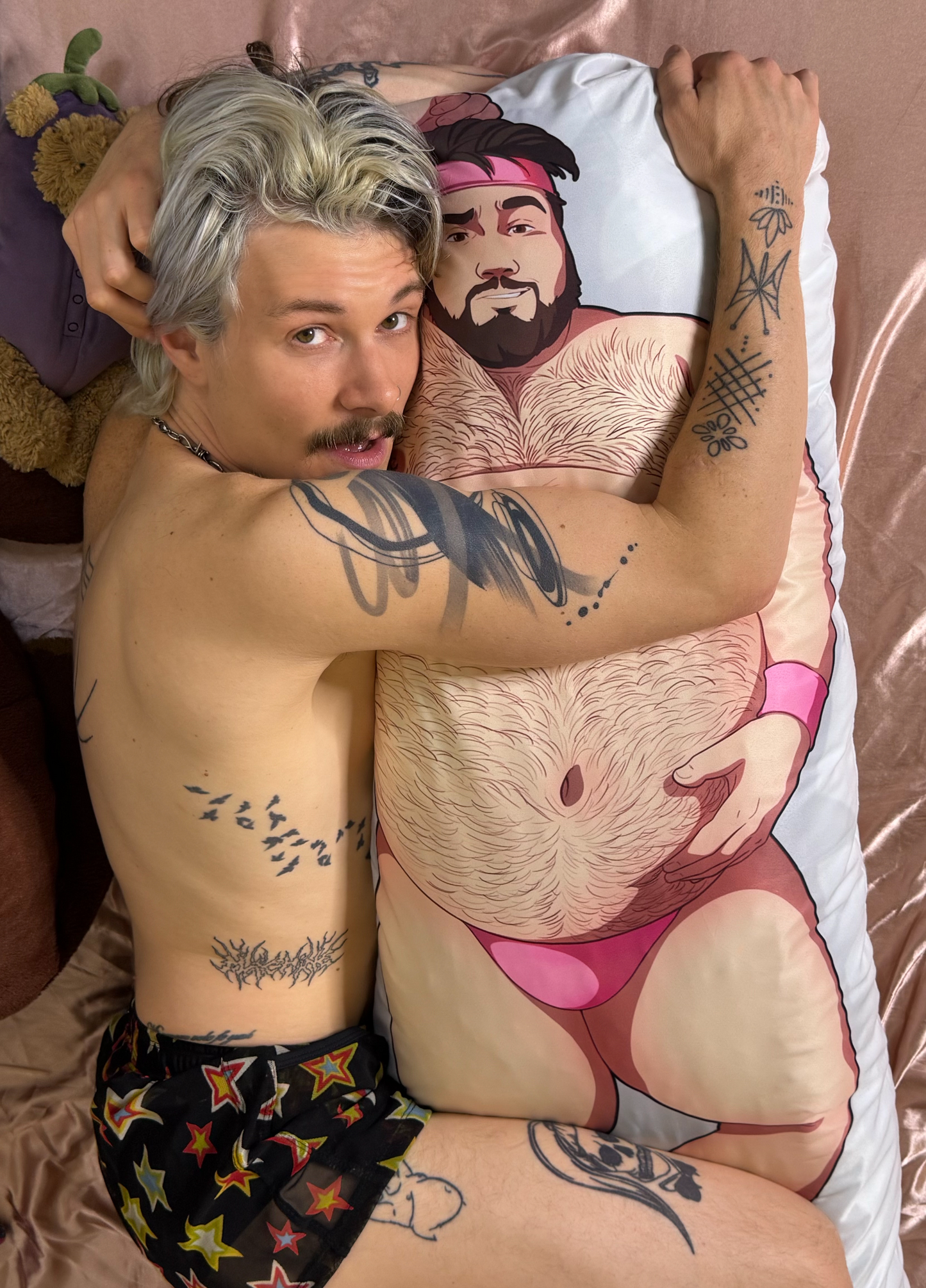 DKMate X Bruno A Gogo Body Snuggler Pillowcase